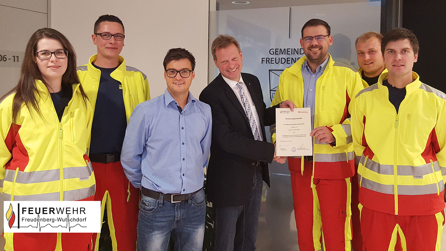tl_files/ff_freudenberg/Berichte/2016/15 Feuerwehrarzt/web.jpg